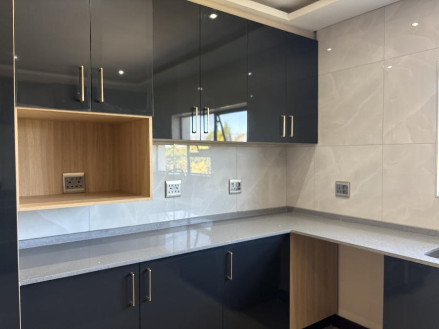 To Let 3 Bedroom Property for Rent in Flamingo Vlei Western Cape
